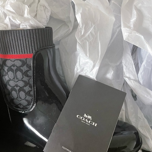 AUTHENTIC Coach (Rain) Booties - Picture 2 of 6